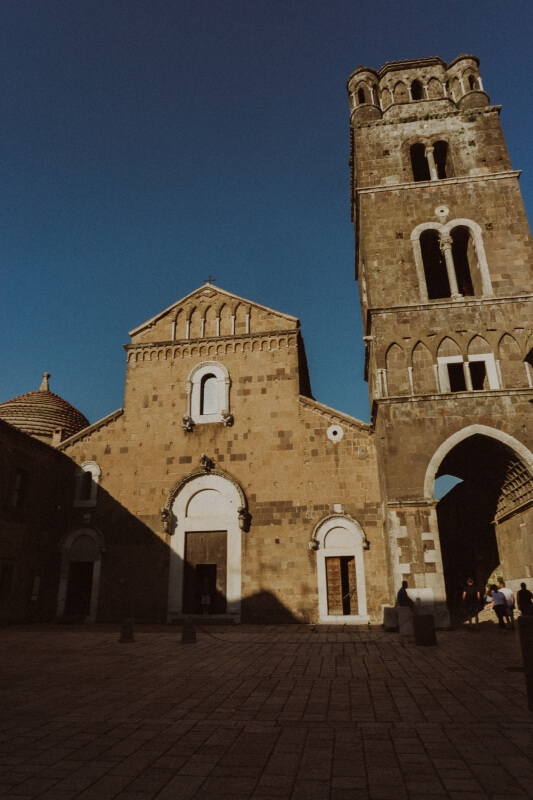 -Serena-Naclerio-Lb6r1alshm8-Unsplash-small-