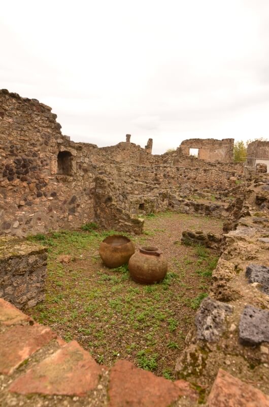 -ancient-ceramic-pots-found-ruins-building-pompeii-italy-small-